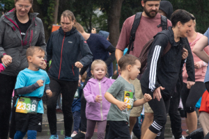 2602_DSC00378_macuti_stadtlauf