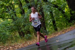2450_DSC09773_macuti_stadtlauf