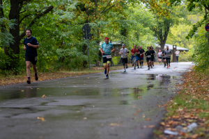 2465_DSC09819_macuti_stadtlauf