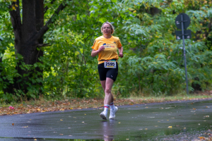 2489_DSC09887_macuti_stadtlauf