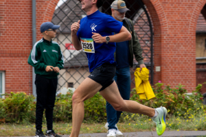 2507_DSC09998_macuti_stadtlauf