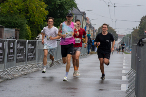 2513_DSC00052_macuti_stadtlauf