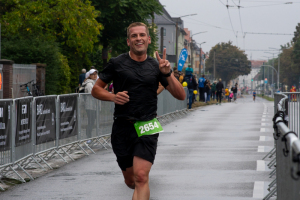 2515_DSC00069_macuti_stadtlauf