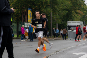 2519_DSC00085_macuti_stadtlauf