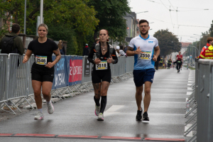 2539_DSC00201_macuti_stadtlauf