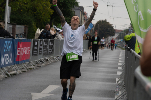 2543_DSC00229_macuti_stadtlauf
