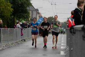 2545_DSC00245_macuti_stadtlauf