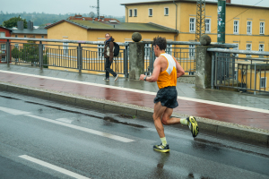 3047_fischermaedchenfilm_stadtlauf