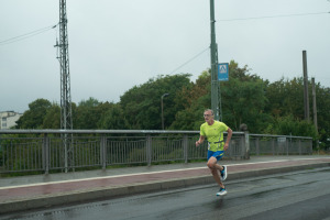 3058_fischermaedchenfilm_stadtlauf