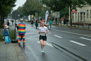 3075_fischermaedchenfilm_stadtlauf