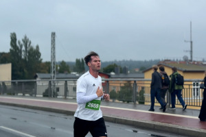 3094_fischermaedchenfilm_stadtlauf