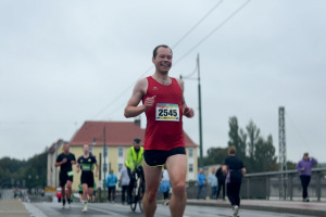 3097_fischermaedchenfilm_stadtlauf
