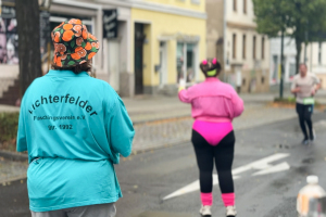 3121_fischermaedchenfilm_stadtlauf