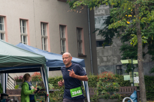 2818_DSC01671_macuti_stadtlauf