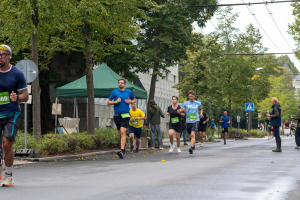 2841_DSC01776_macuti_stadtlauf