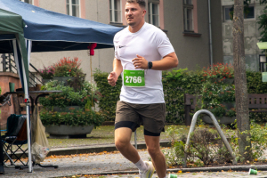 2859_DSC01863_macuti_stadtlauf