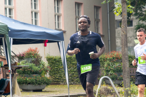 2860_DSC01865_macuti_stadtlauf