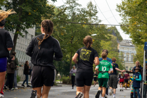 2879_DSC01919_macuti_stadtlauf