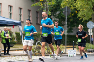 2927_DSC02177_macuti_stadtlauf
