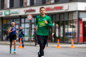 2951_DSC02302_macuti_stadtlauf