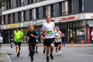 2967_DSC02372_macuti_stadtlauf