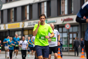 2975_DSC02392_macuti_stadtlauf