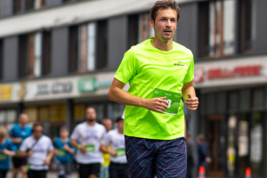 2976_DSC02397_macuti_stadtlauf