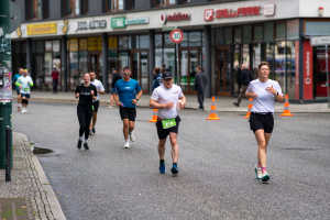2988_DSC02453_macuti_stadtlauf