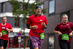 3011_DSC02530_macuti_stadtlauf