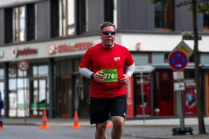 3035_DSC02625_macuti_stadtlauf