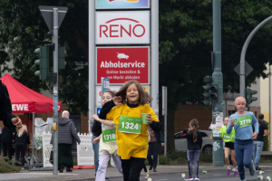2674_DSC00809_macuti_stadtlauf