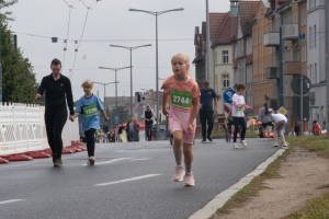 2725_DSC01190_macuti_stadtlauf