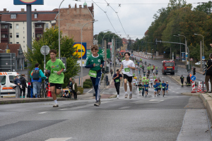 2740_DSC01334_macuti_stadtlauf