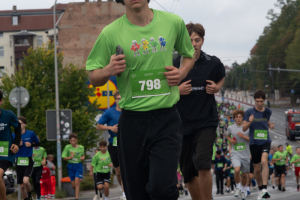 2750_DSC01383_macuti_stadtlauf