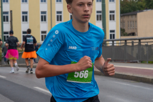 2760_DSC01429_macuti_stadtlauf