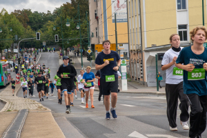 2799_DSC01560_macuti_stadtlauf